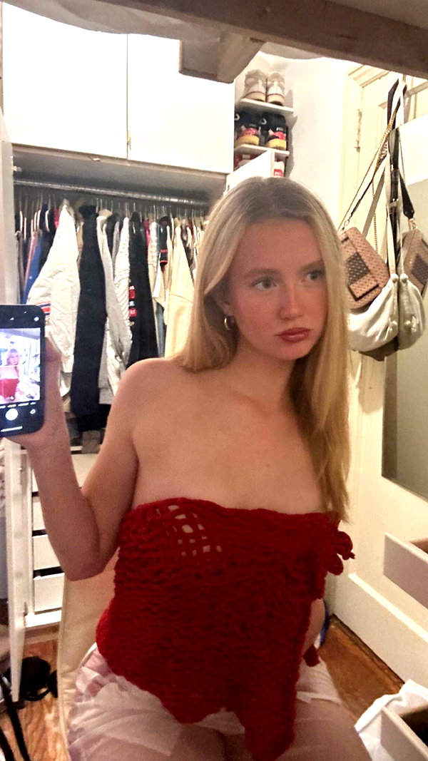 b0mbette snapchat image archive image