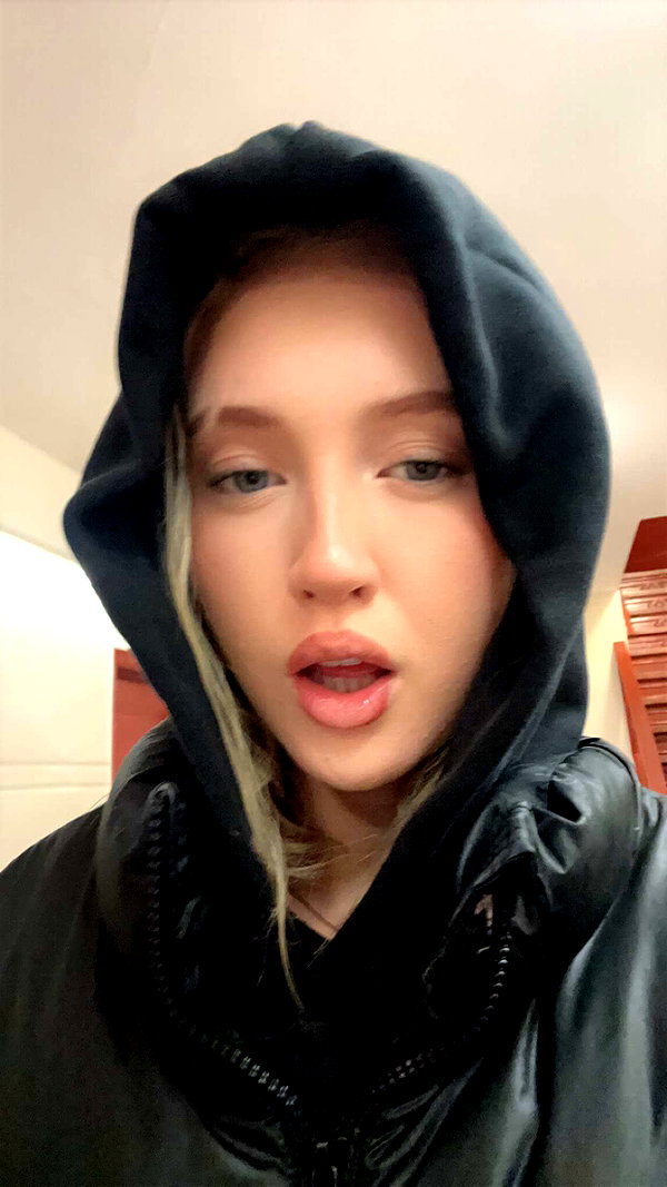 b0mbette snapchat image archive image