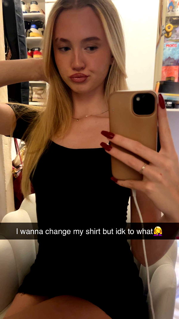 b0mbette snapchat image archive image
