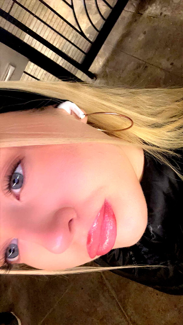 b0mbette snapchat image archive image