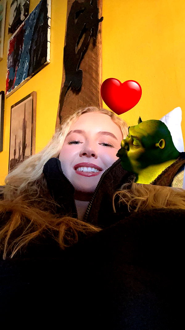 b0mbette snapchat image archive image