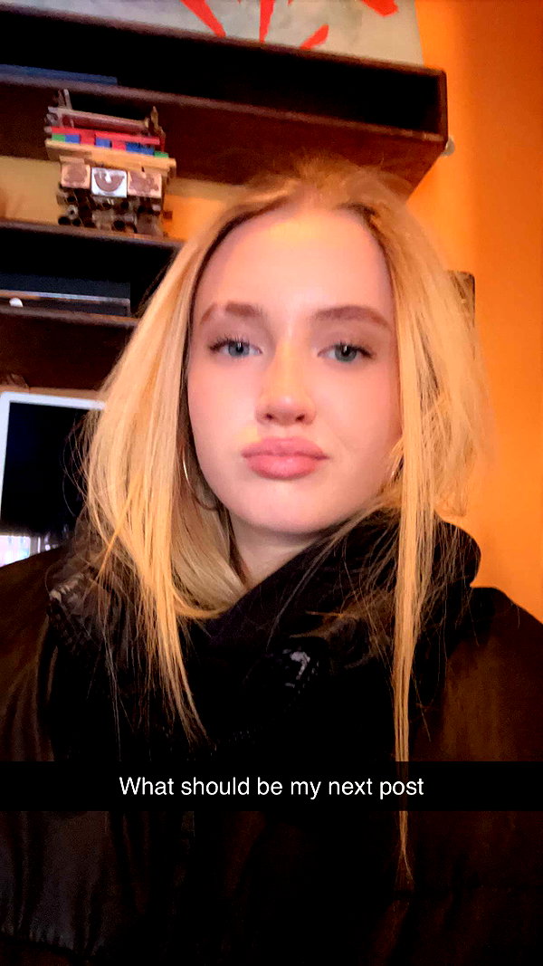 b0mbette snapchat image archive image