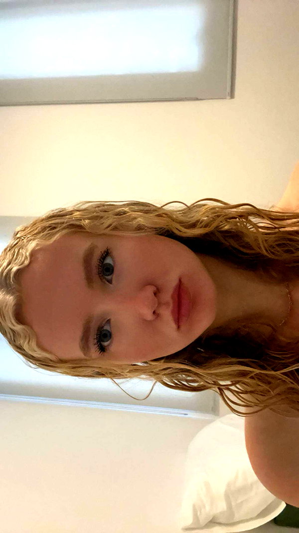 b0mbette snapchat image archive image