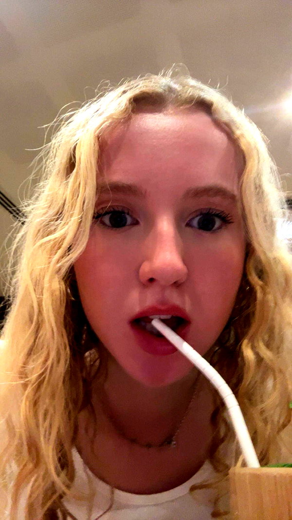 b0mbette snapchat image archive image