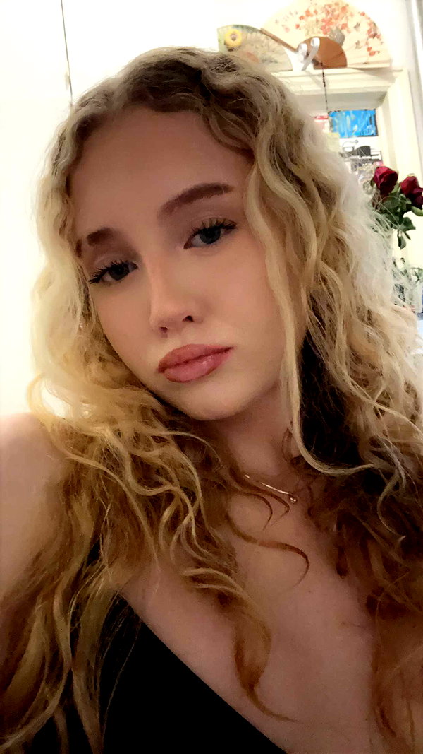 b0mbette snapchat image archive image