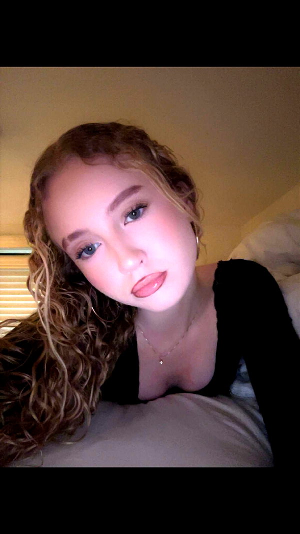 b0mbette snapchat image archive image