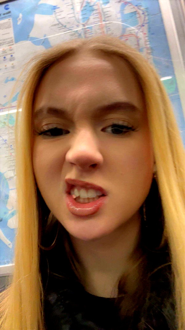 b0mbette snapchat image archive image