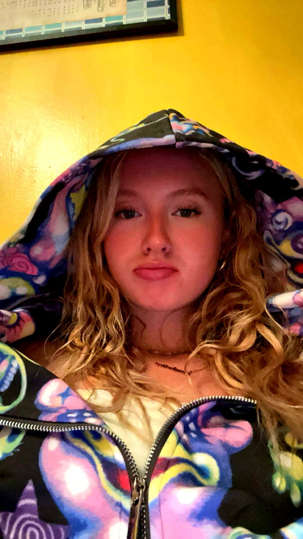 b0mbette snapchat image archive image