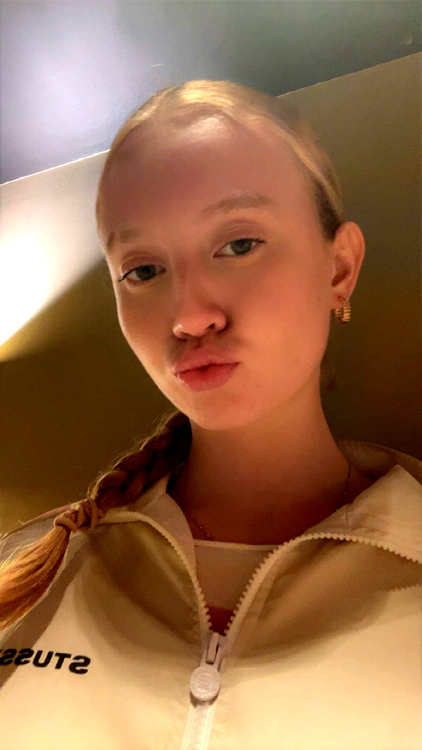 b0mbette snapchat image archive image