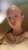 b0mbette Altpins Profile Picture