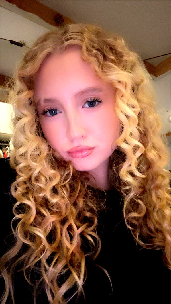 b0mbette snapchat image archive image