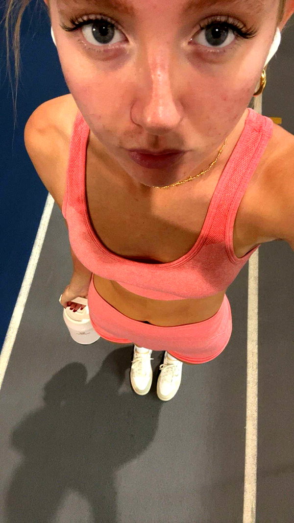 b0mbette snapchat image archive image