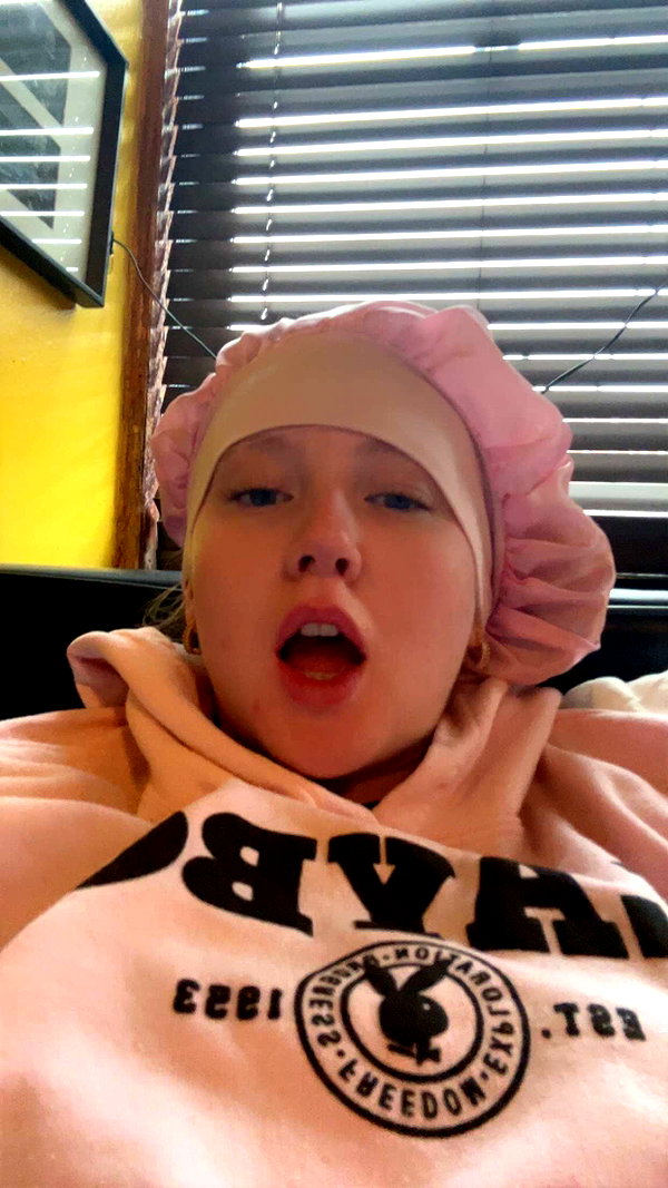 b0mbette snapchat image archive image