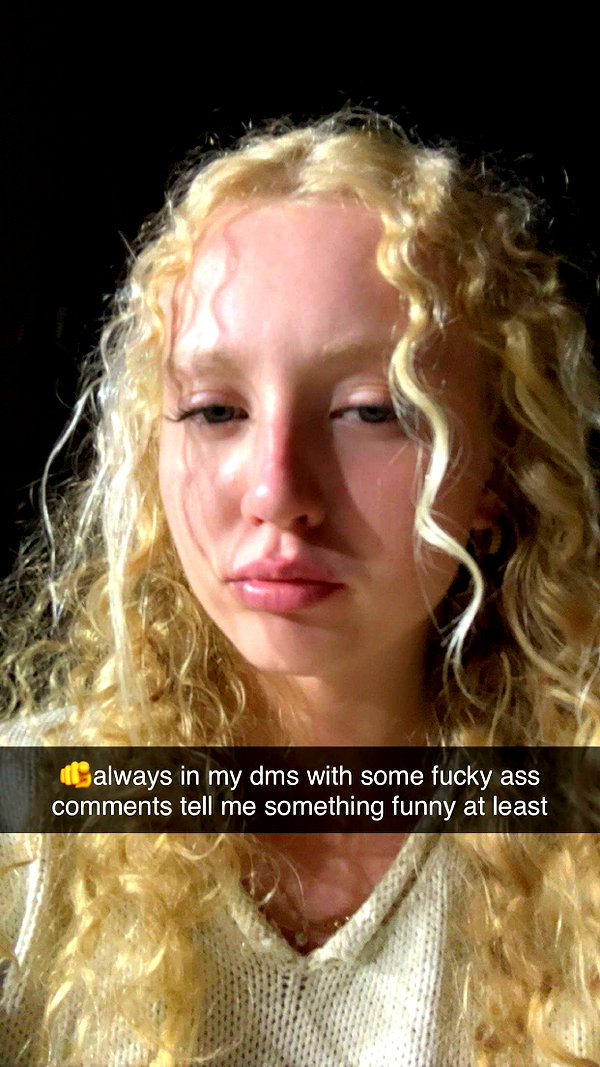 b0mbette snapchat image archive image