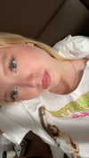 b0mbette Altpins Profile Picture