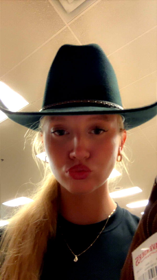 b0mbette snapchat image archive image