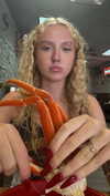 b0mbette Altpins Profile Picture