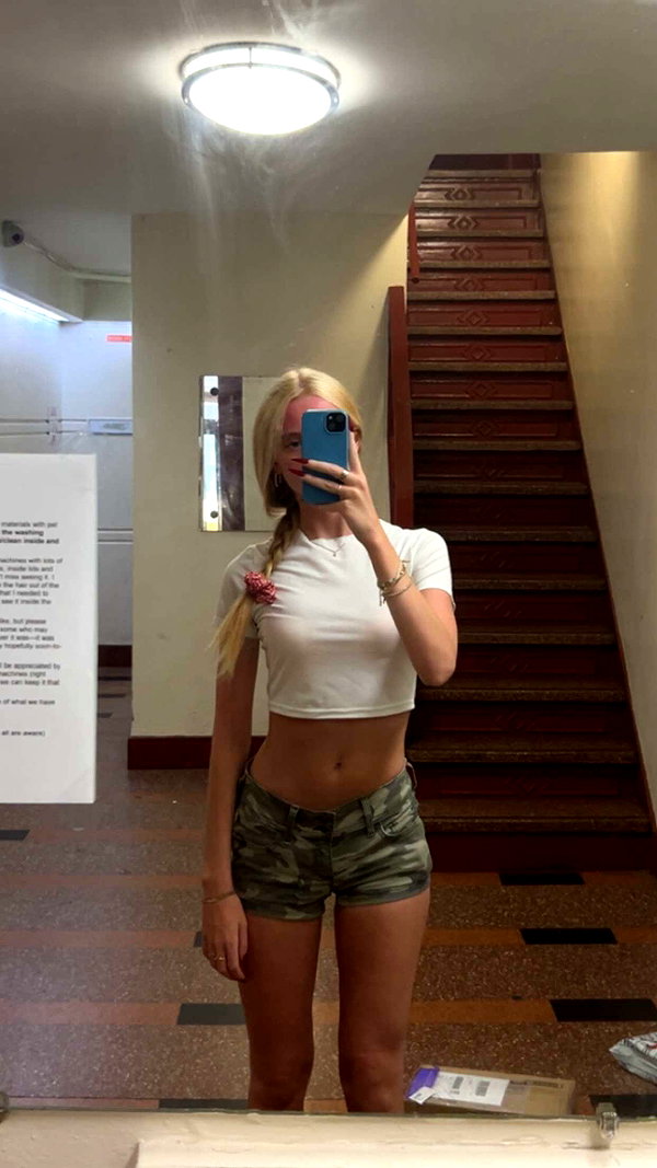 b0mbette snapchat image archive image