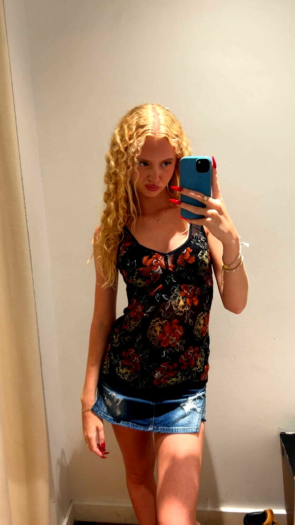 b0mbette snapchat image archive image