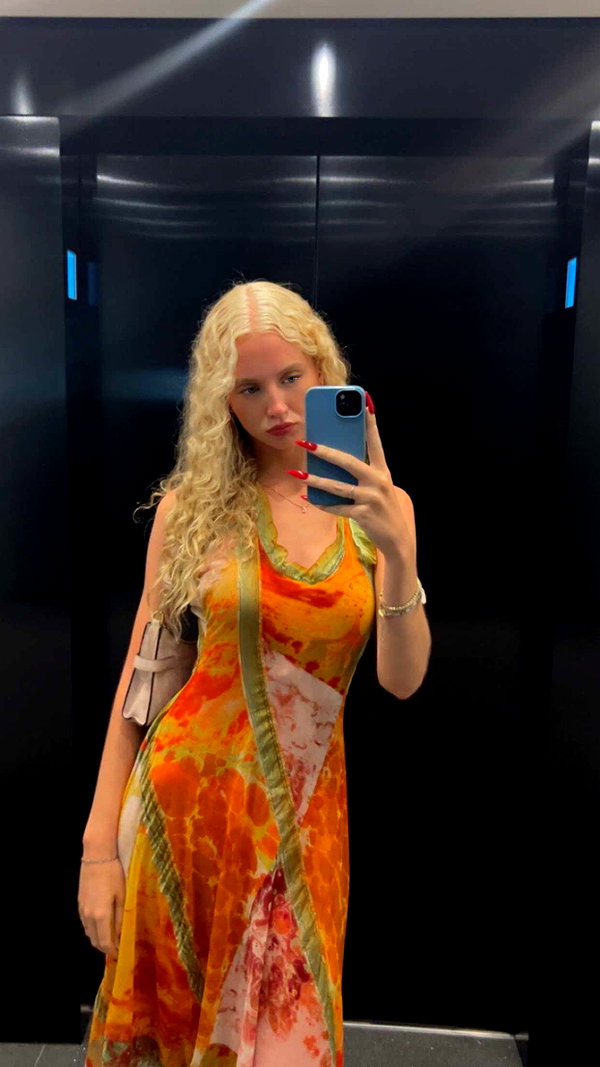 b0mbette snapchat image archive image