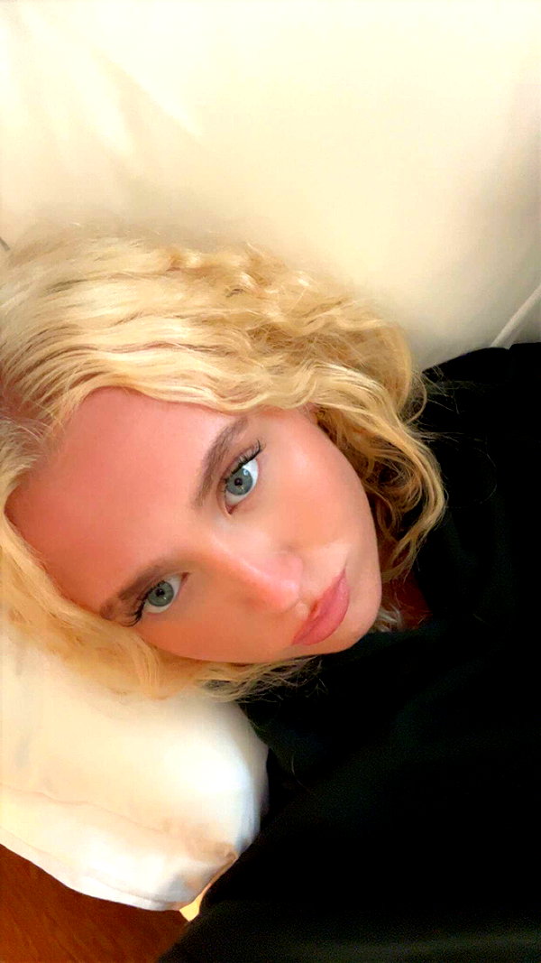 b0mbette snapchat image archive image