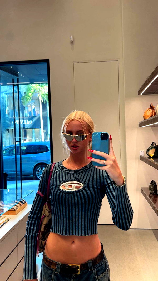 b0mbette snapchat image archive image