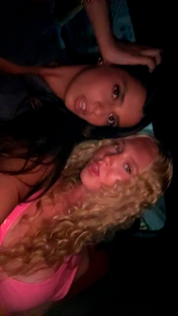 b0mbette snapchat image archive image