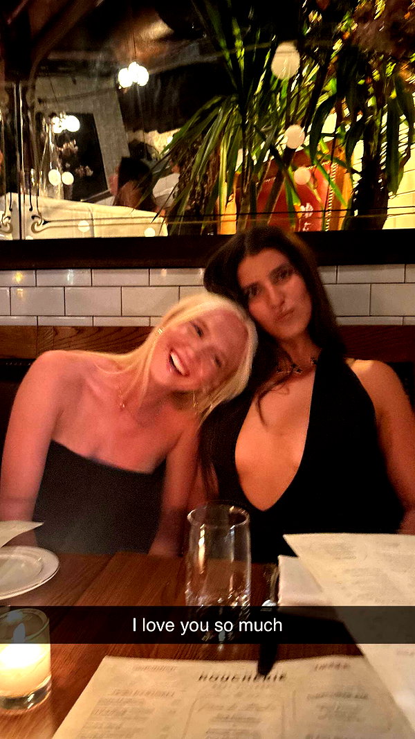 b0mbette snapchat image archive image