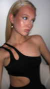 b0mbette Altpins Profile Picture