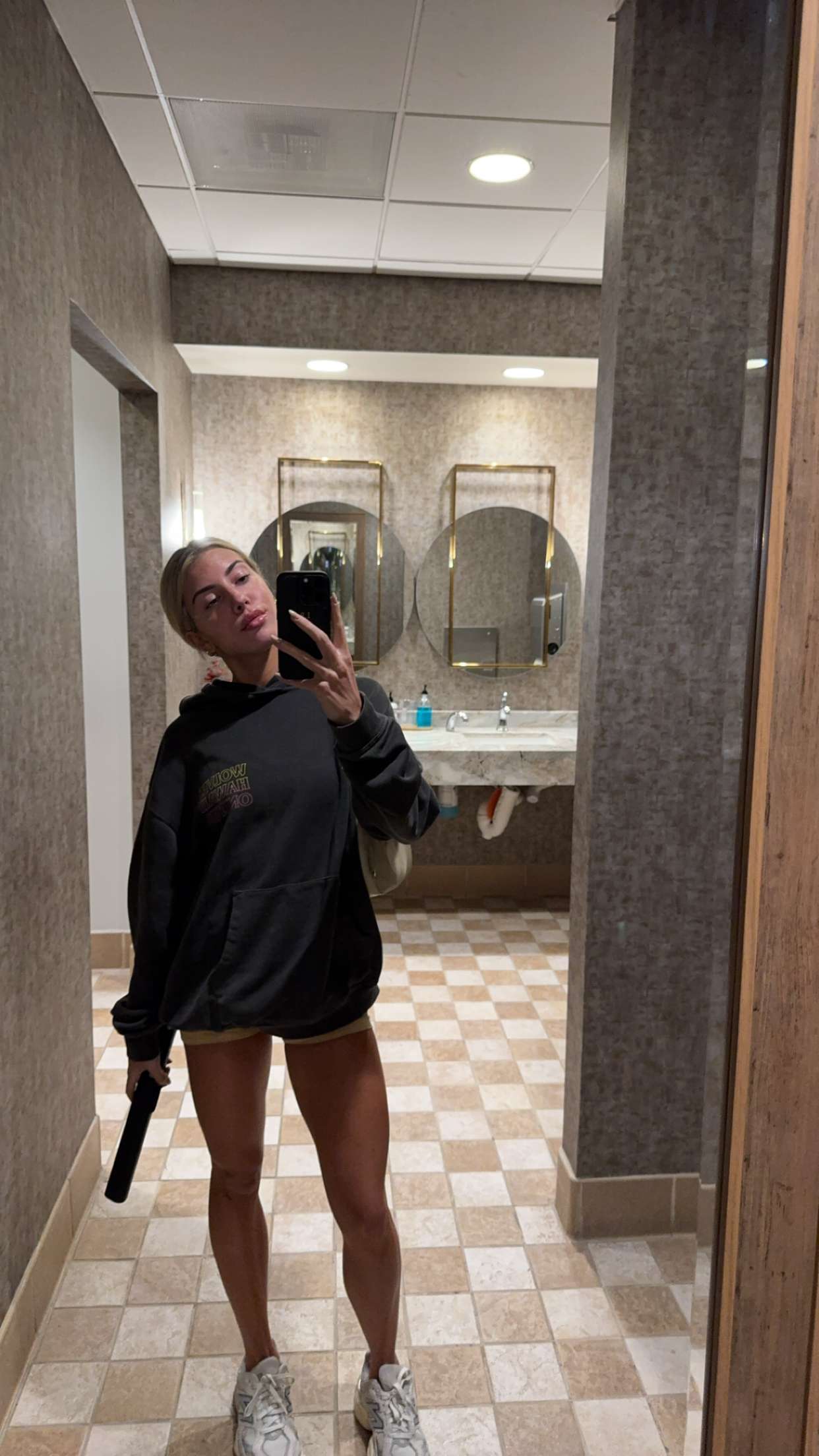 bellarenaldii snapchat image archive image