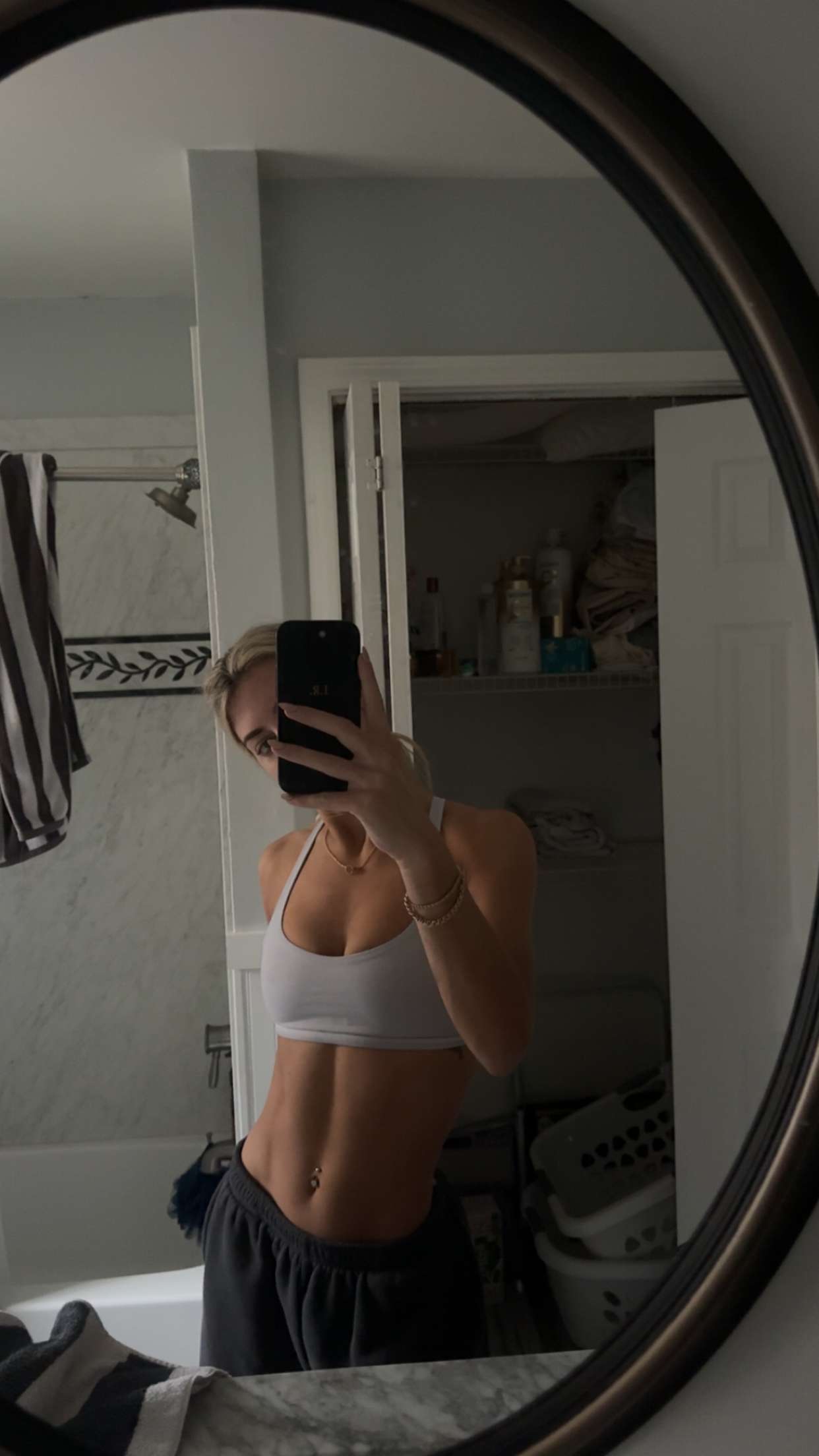 bellarenaldii snapchat image archive image