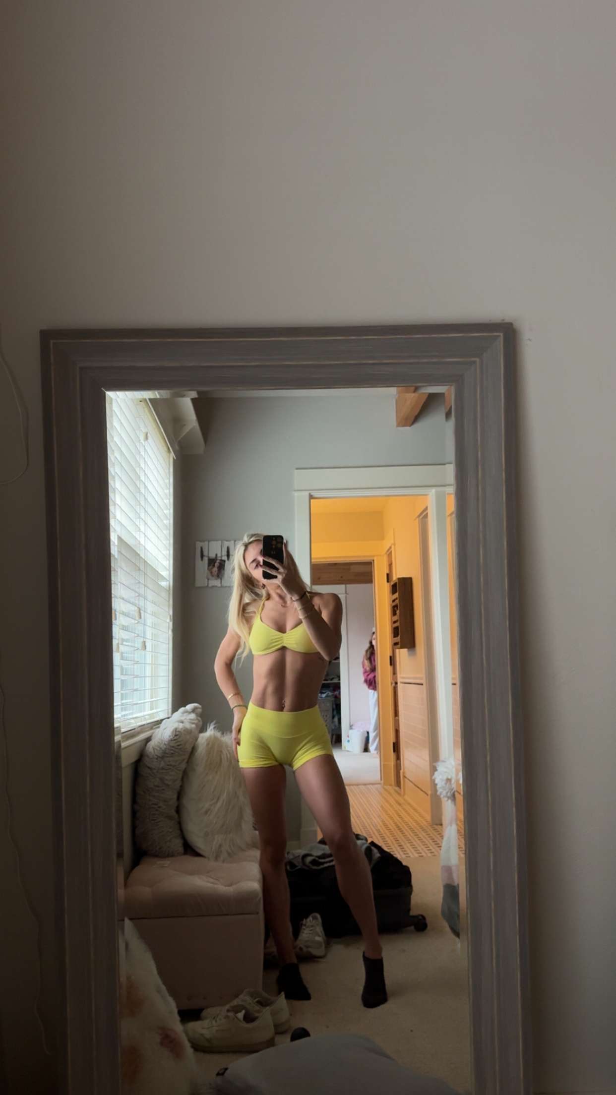 bellarenaldii snapchat image archive image