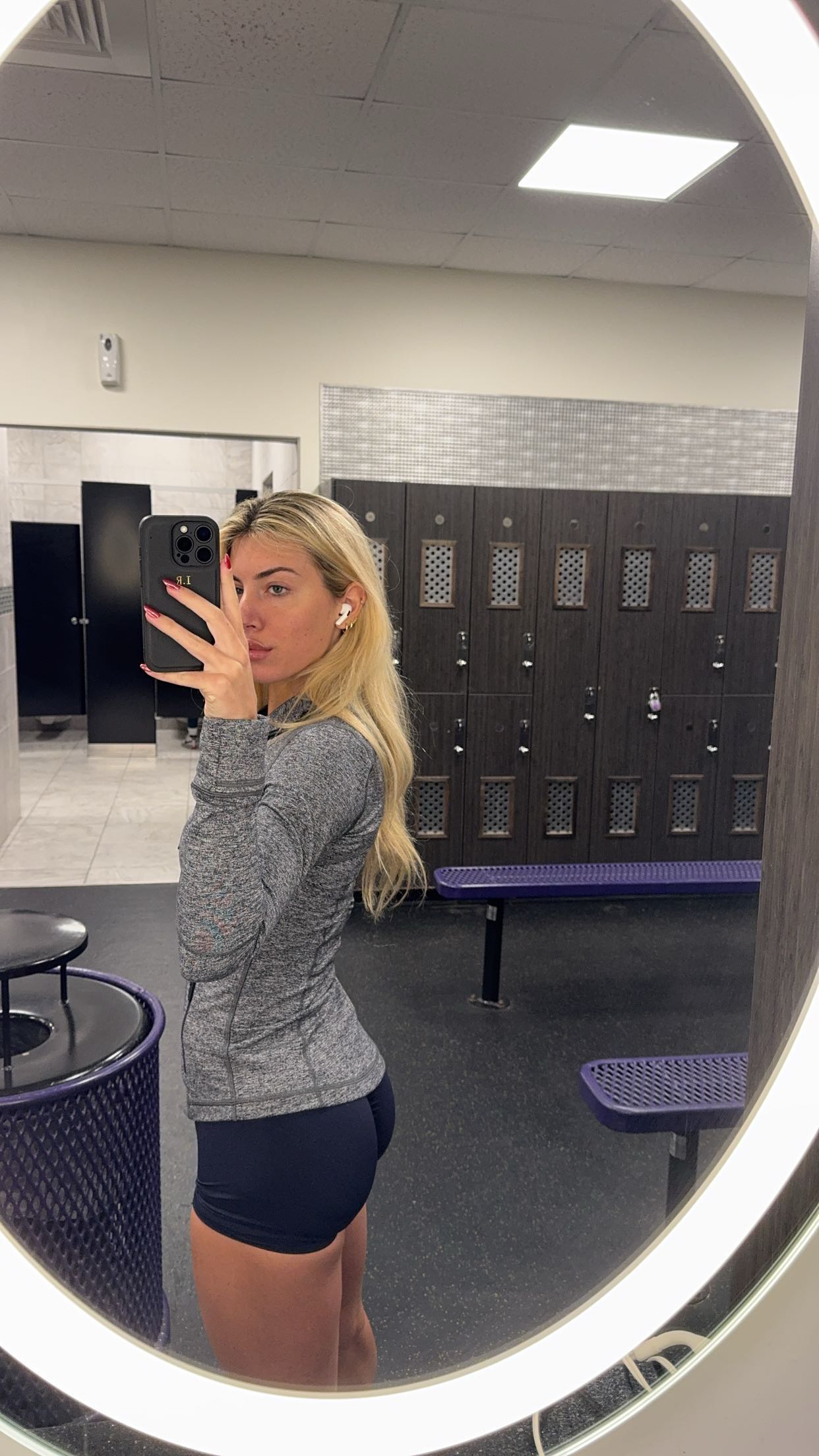 bellarenaldii snapchat image archive image