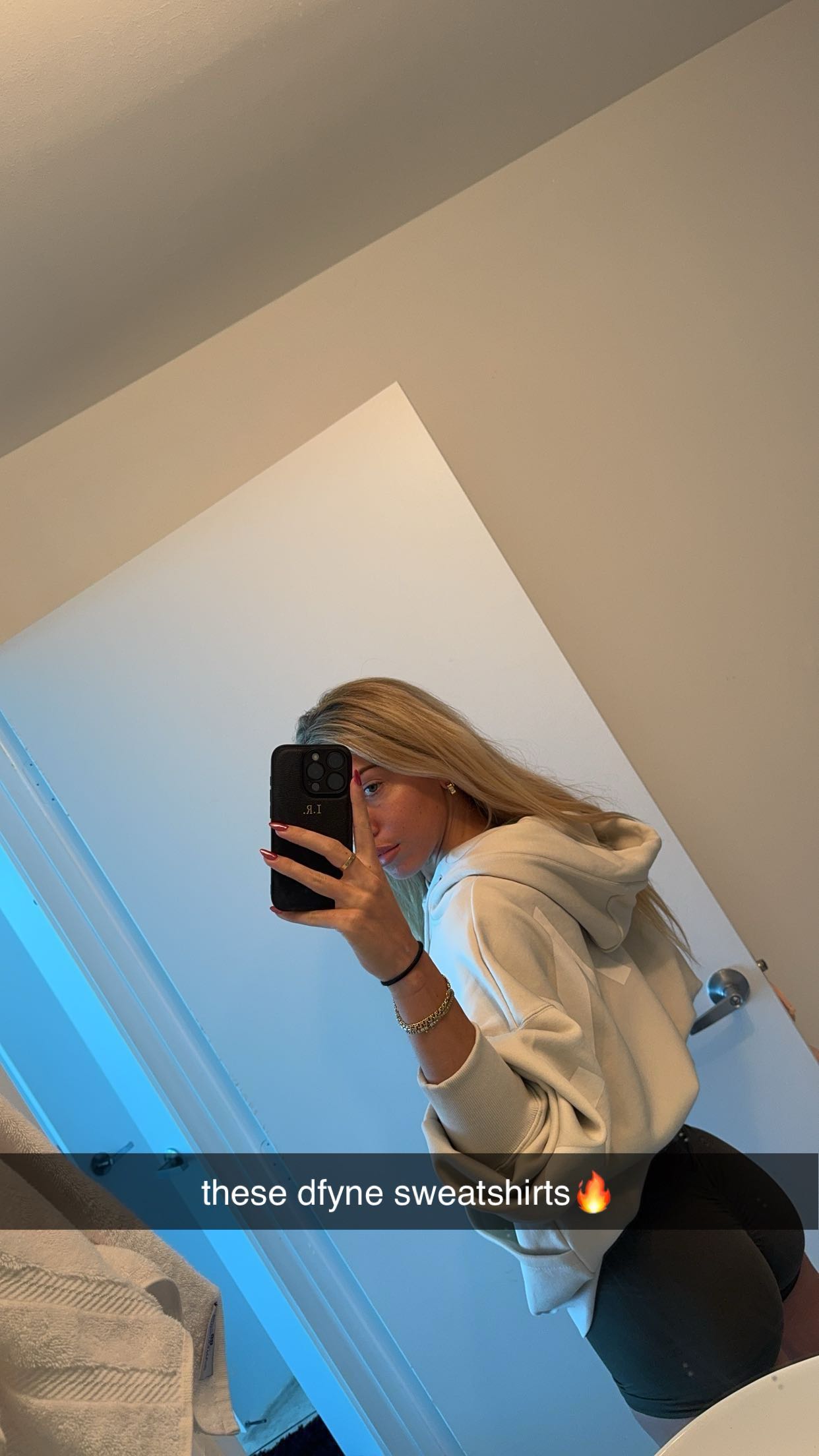 bellarenaldii snapchat image archive image