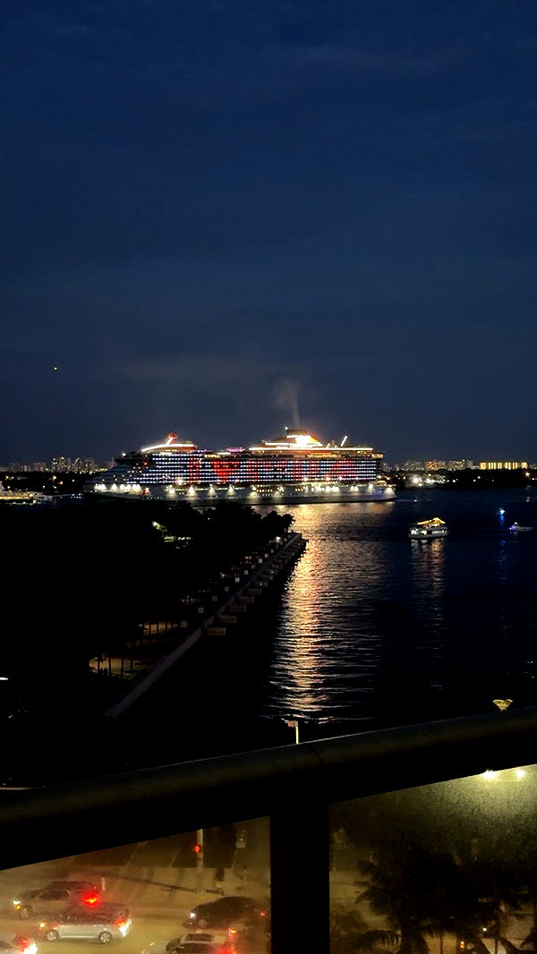 bellarenaldii image ~ Altpins