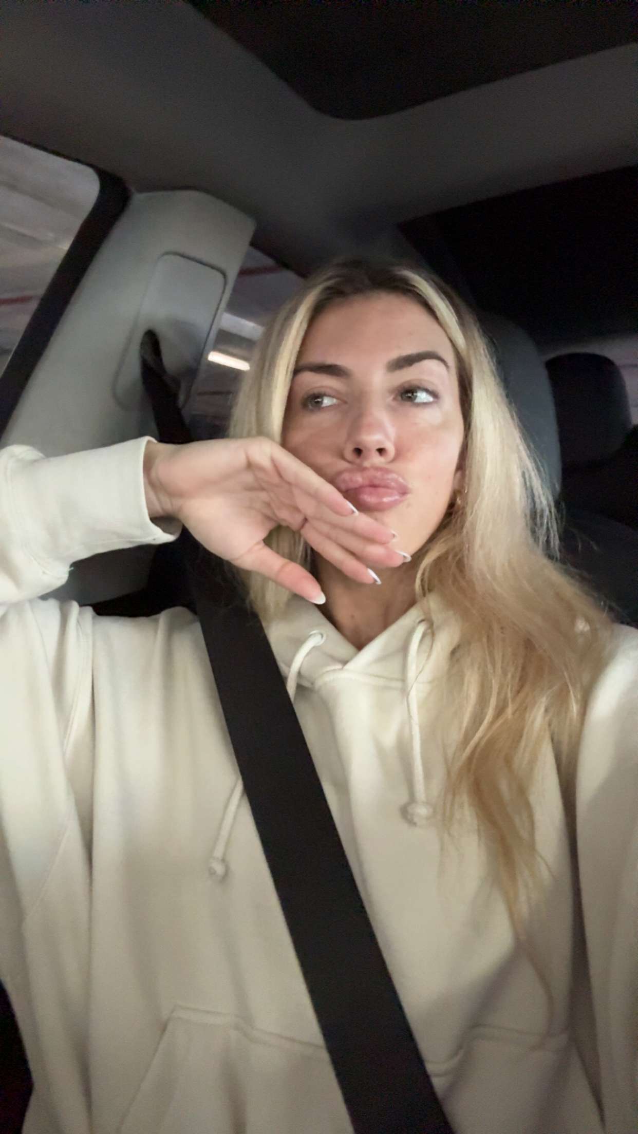 bellarenaldii snapchat image archive image