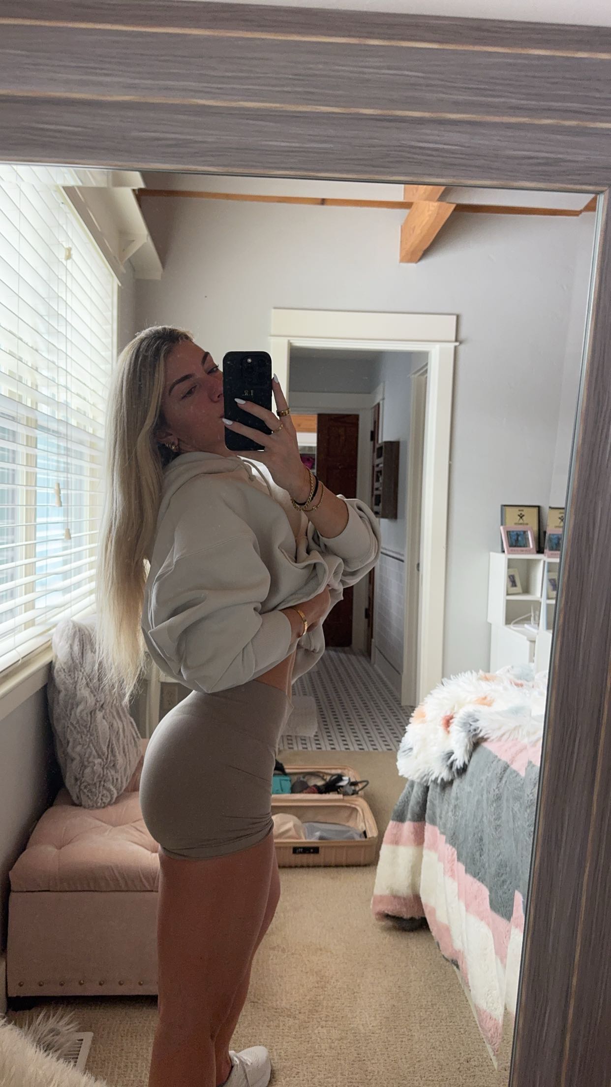 bellarenaldii snapchat image archive image