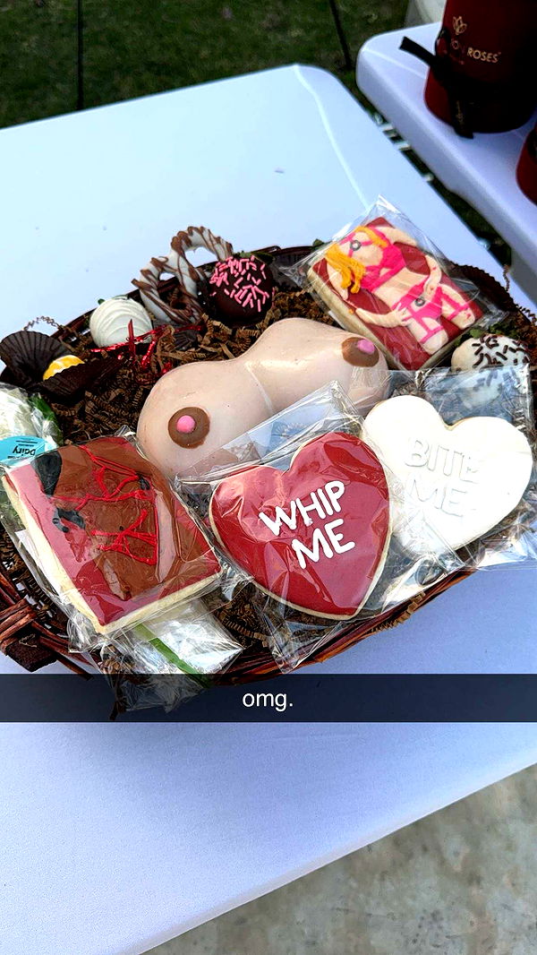 bellarenaldii image ~ Altpins