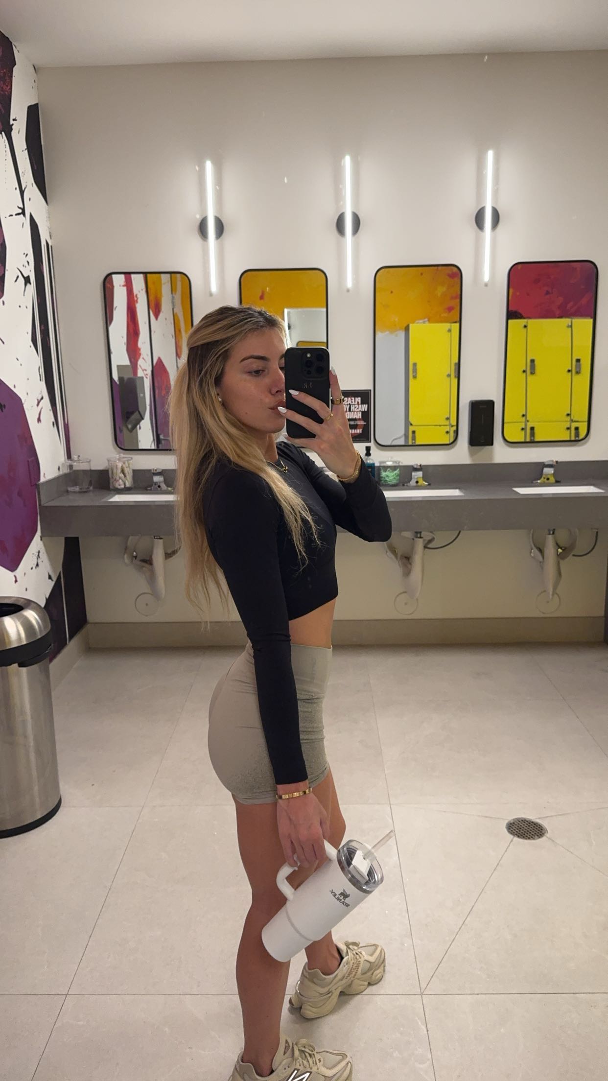 bellarenaldii snapchat image archive image