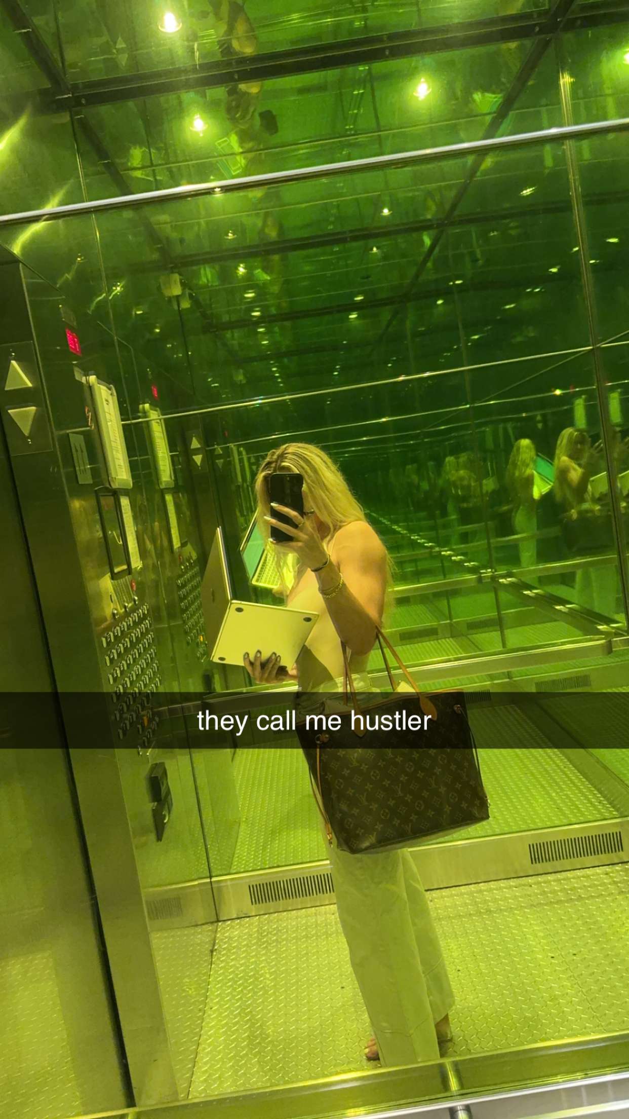 bellarenaldii snapchat image archive image