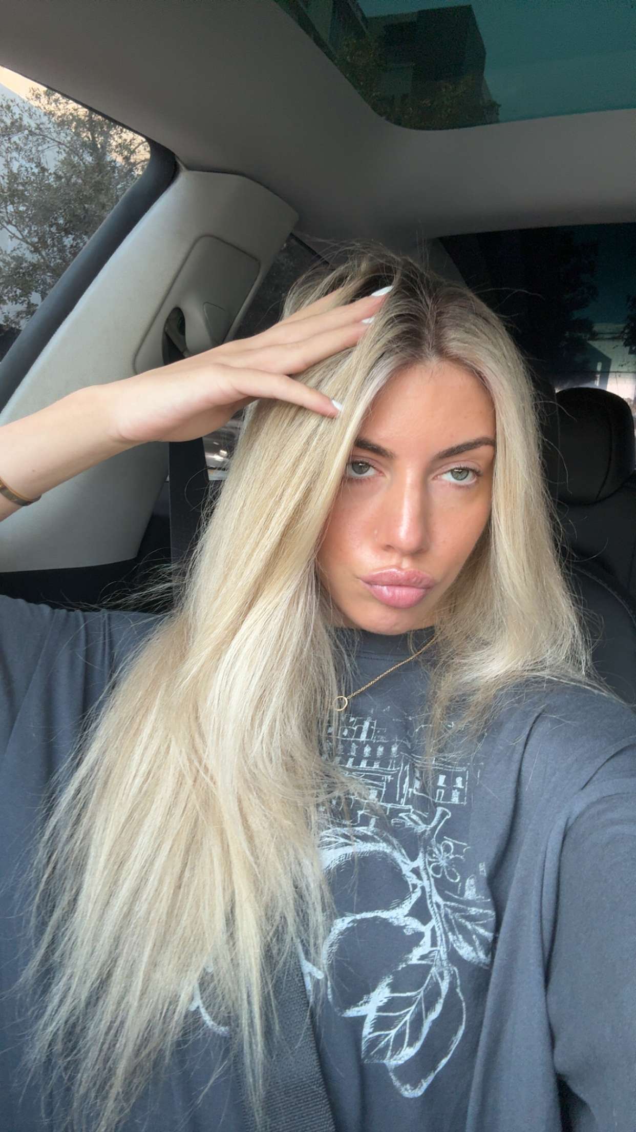 bellarenaldii snapchat image archive image