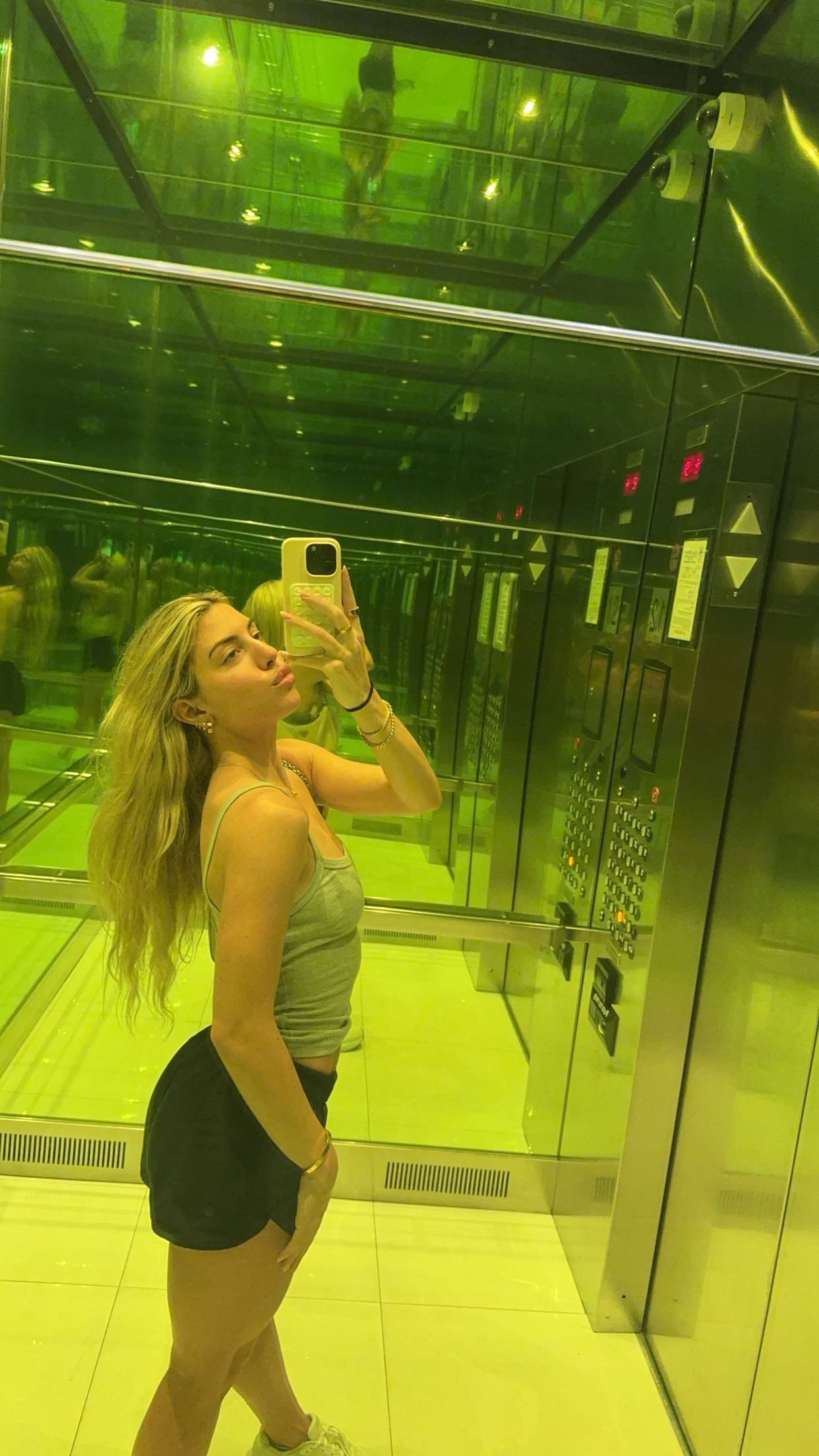 bellarenaldii snapchat image archive image