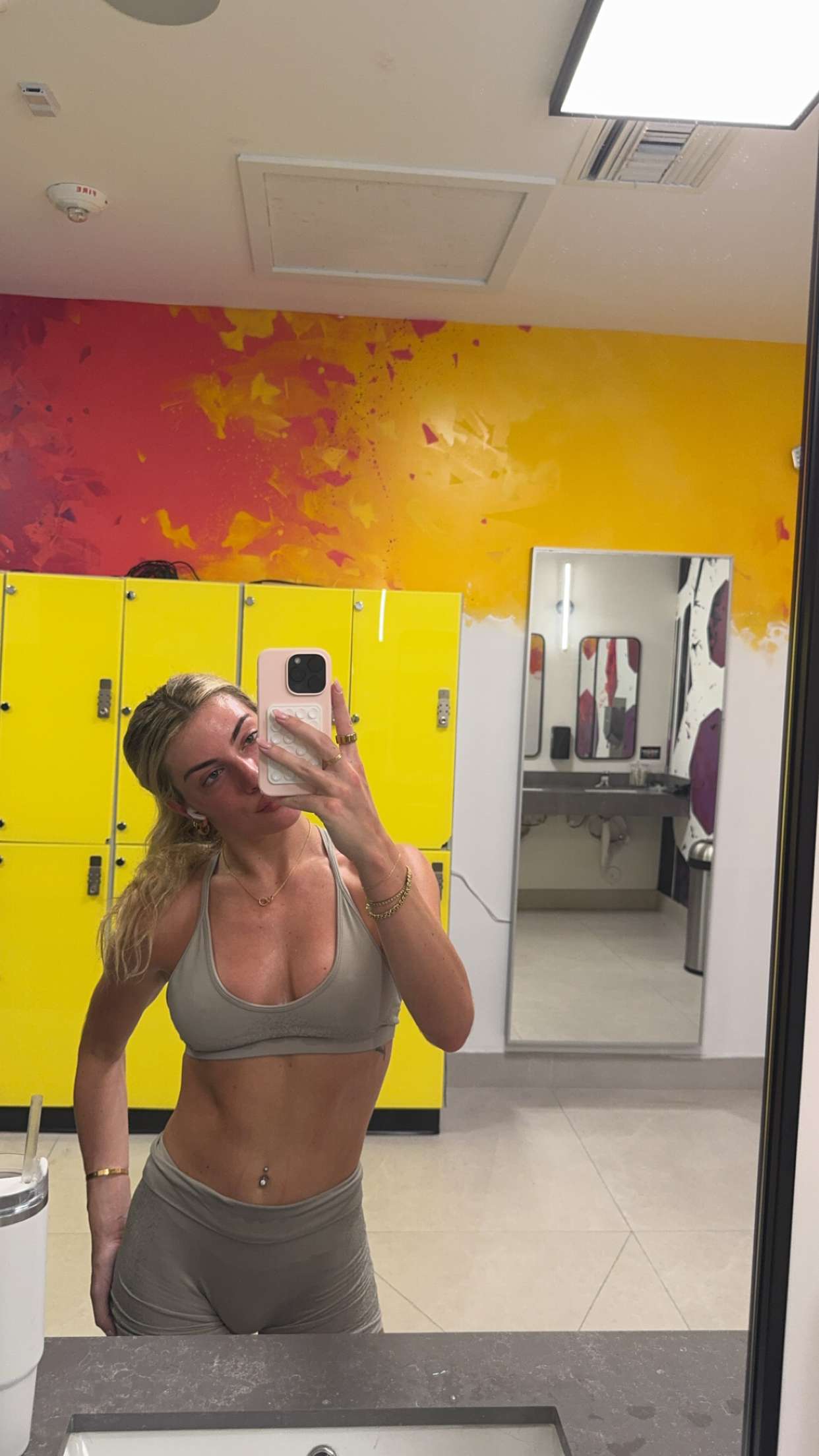 bellarenaldii snapchat image archive image