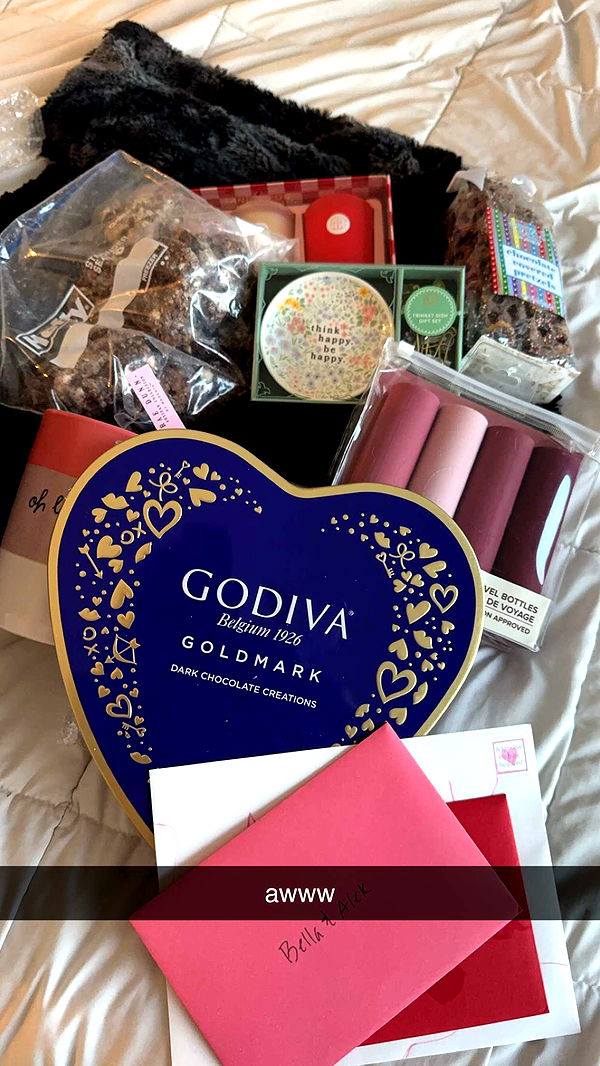 bellarenaldii image ~ Altpins