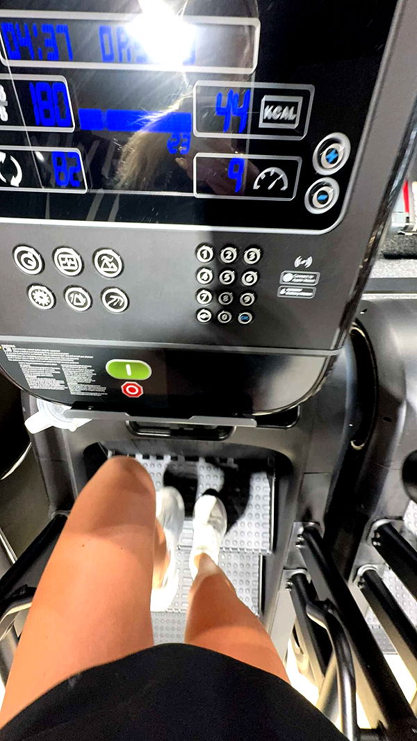 bellarenaldii image ~ Altpins