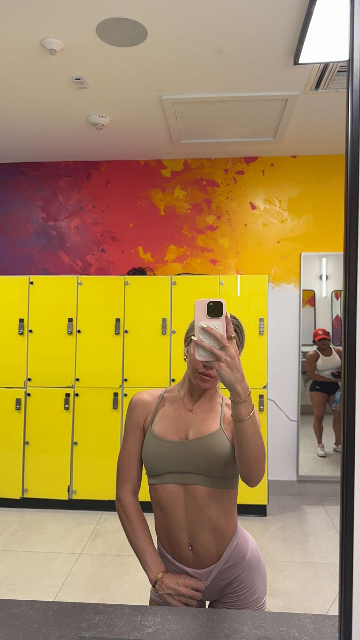 bellarenaldii snapchat image archive image