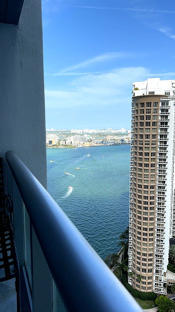 bellarenaldii image ~ Altpins