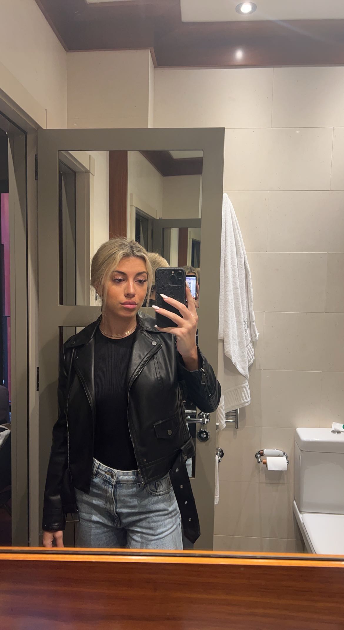 bellarenaldii snapchat image archive image