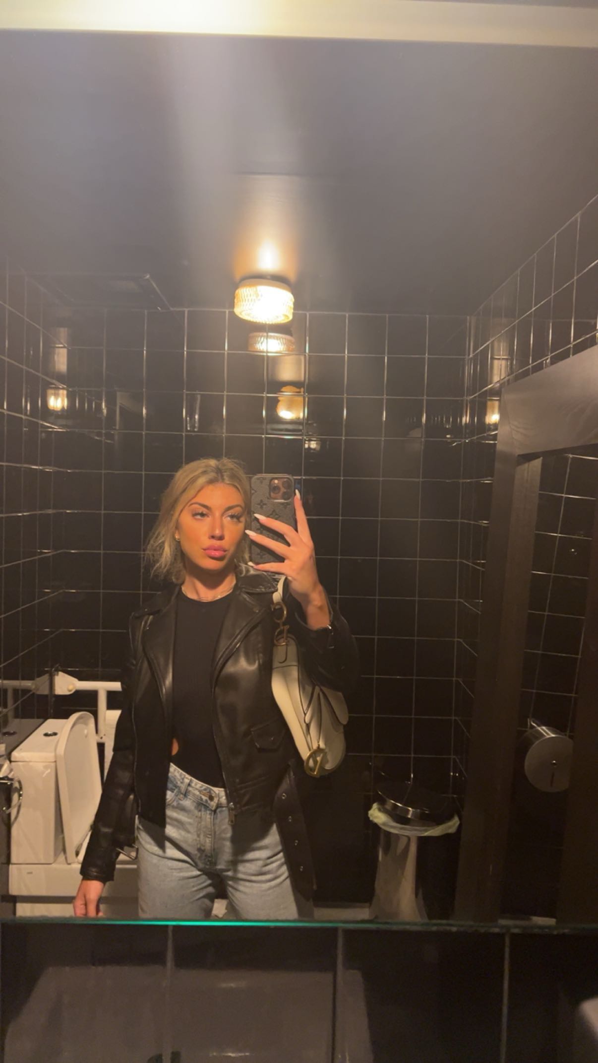 bellarenaldii snapchat image archive image