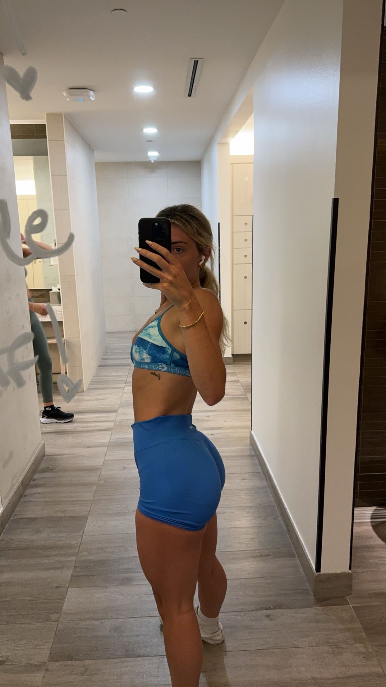 bellarenaldii snapchat image archive image